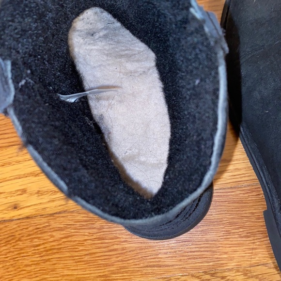 Black Ugg booties - Picture 6 of 7